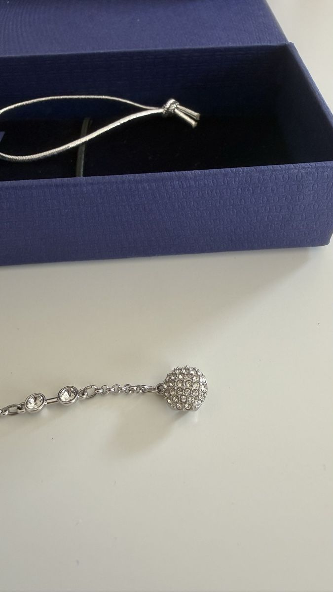 Swarovski Bracelets: Swarovski Armband – Neuf (Voir description) à Jegenstorf par c_macir 3