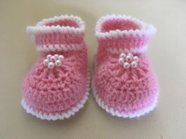 Babyfinkli mit Perlen   / Finkli Handarbeit Geschenk Geburt