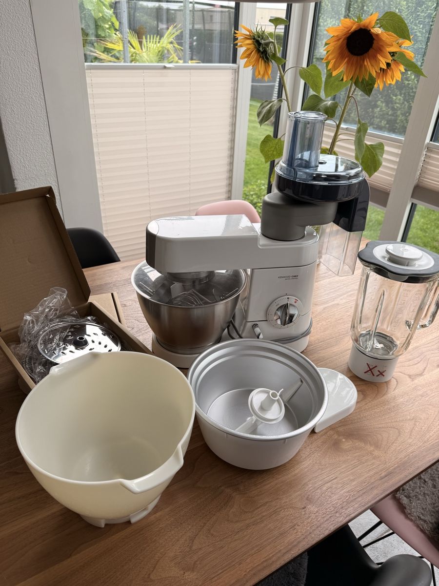 Kenwood Appareils de cuisine: KENWOOD CHEF – D'occasion à Wettswil par Mave21