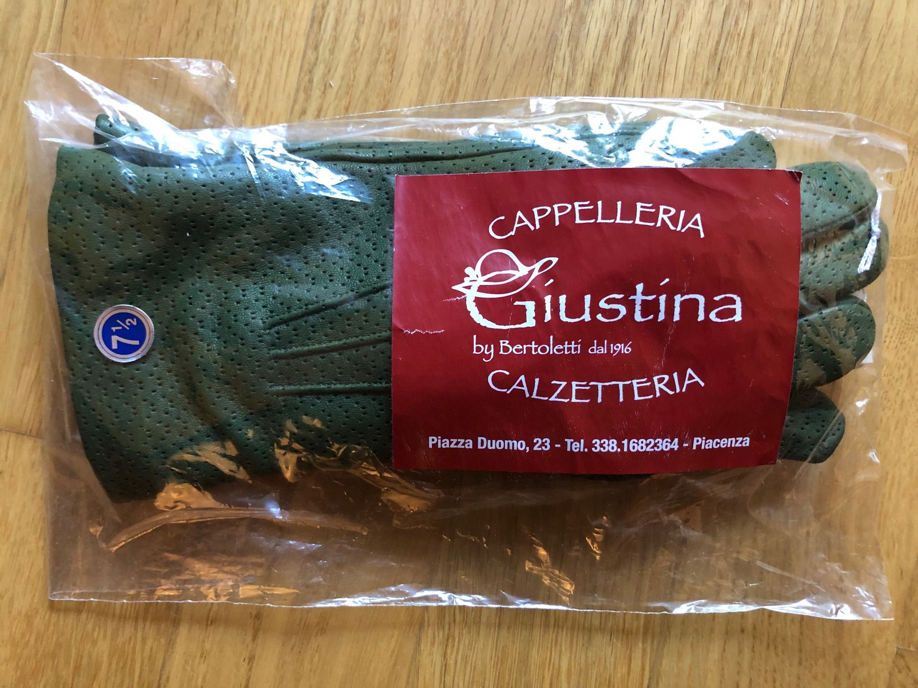 Guanti & manicotti: Handschuhe aus grünem Leder – Nuovo (secondo la descrizione) da Bern venduto da xixi_ 1