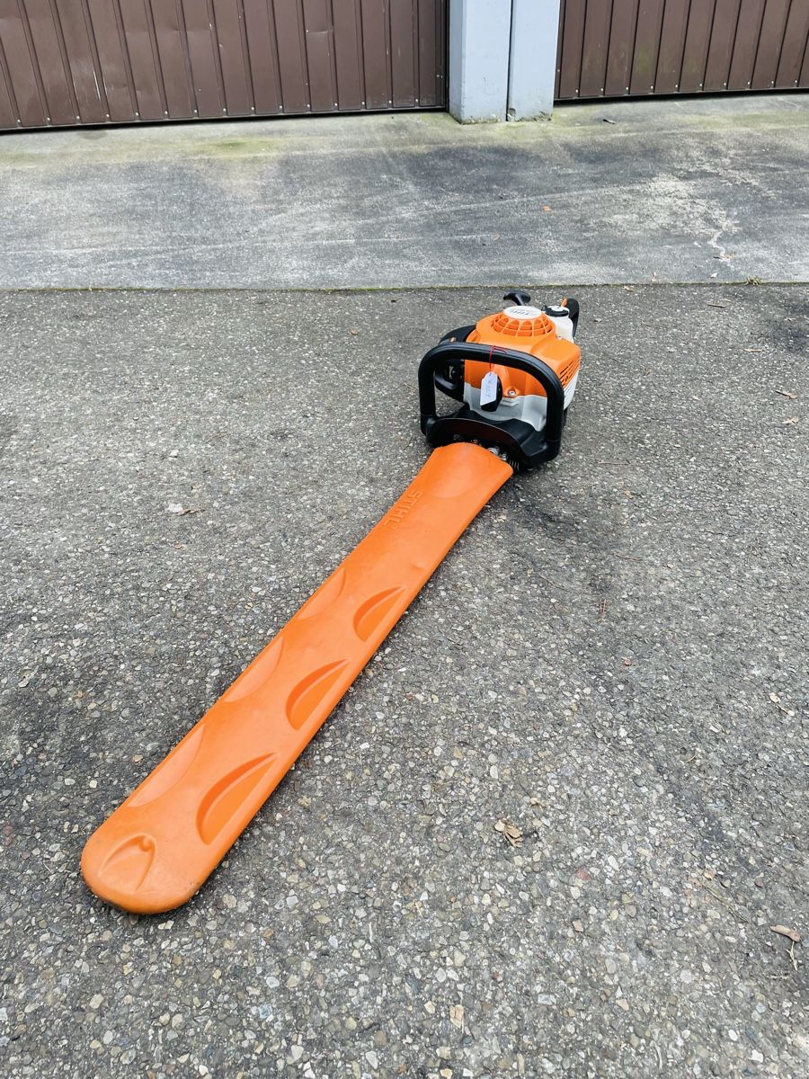 Stihl Tutti gli attrezzi: Heckenschere Stihl HS 82 R professionell – Usato da Würenlos venduto da Shop_Shop
