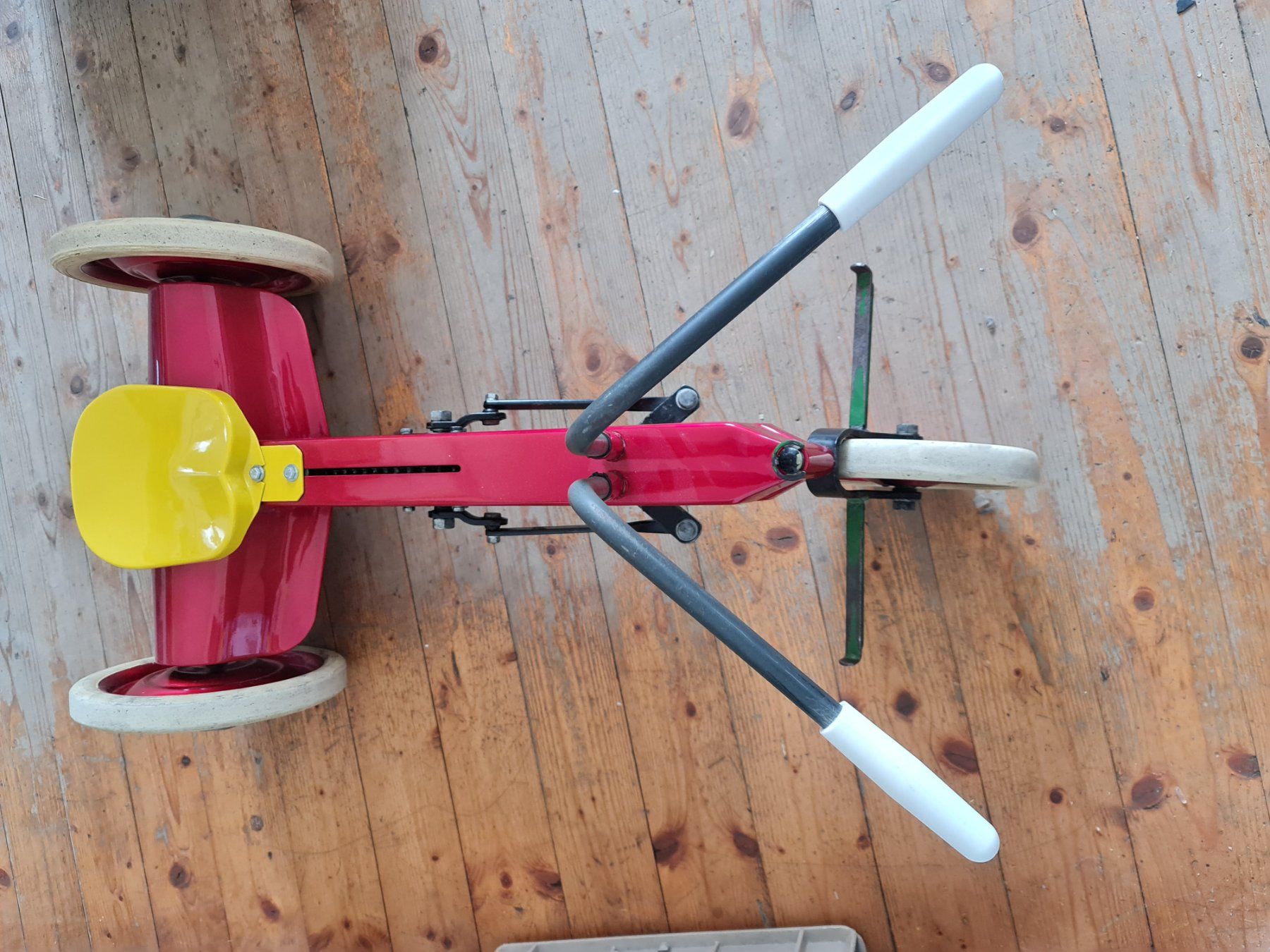 Fahrzeuge für Kinder: CYCLO SKIFF Nyon – Gebraucht aus Degersheim von Tosam_Degersheim 1