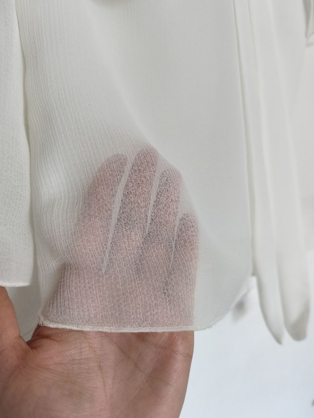 Mango Chemisiers: Mango draped blouse, size S – D'occasion à Zürich par nir_n9jc 6
