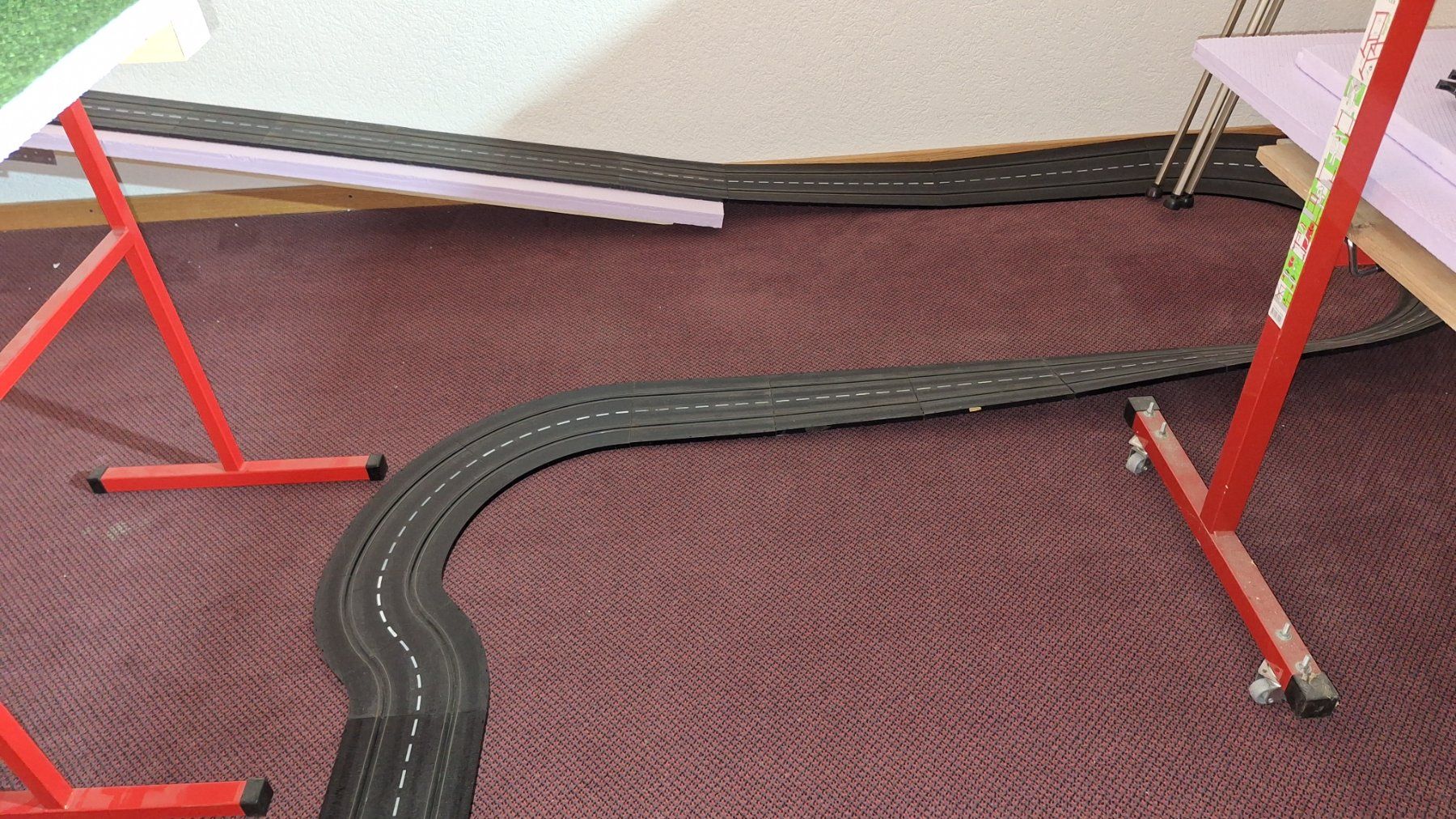 Märklin Rennbahnen: Märklin Sprint Rennbahn – Gebraucht aus Unterohringen von bomber59 2