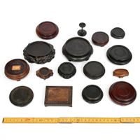 Konvolut von 16 chinesischen Holz Ständen od. Podest No. 1.1