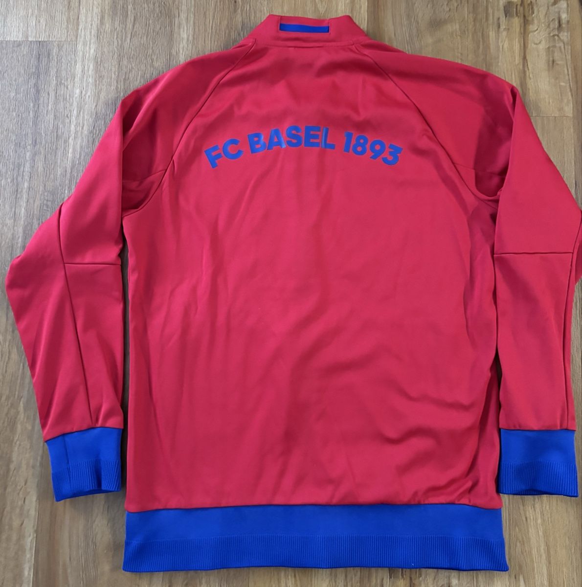 Adidas Giacche: FC Basel Trainerjacke Saison 2016/2017 – Usato da Itingen venduto da Julev 1