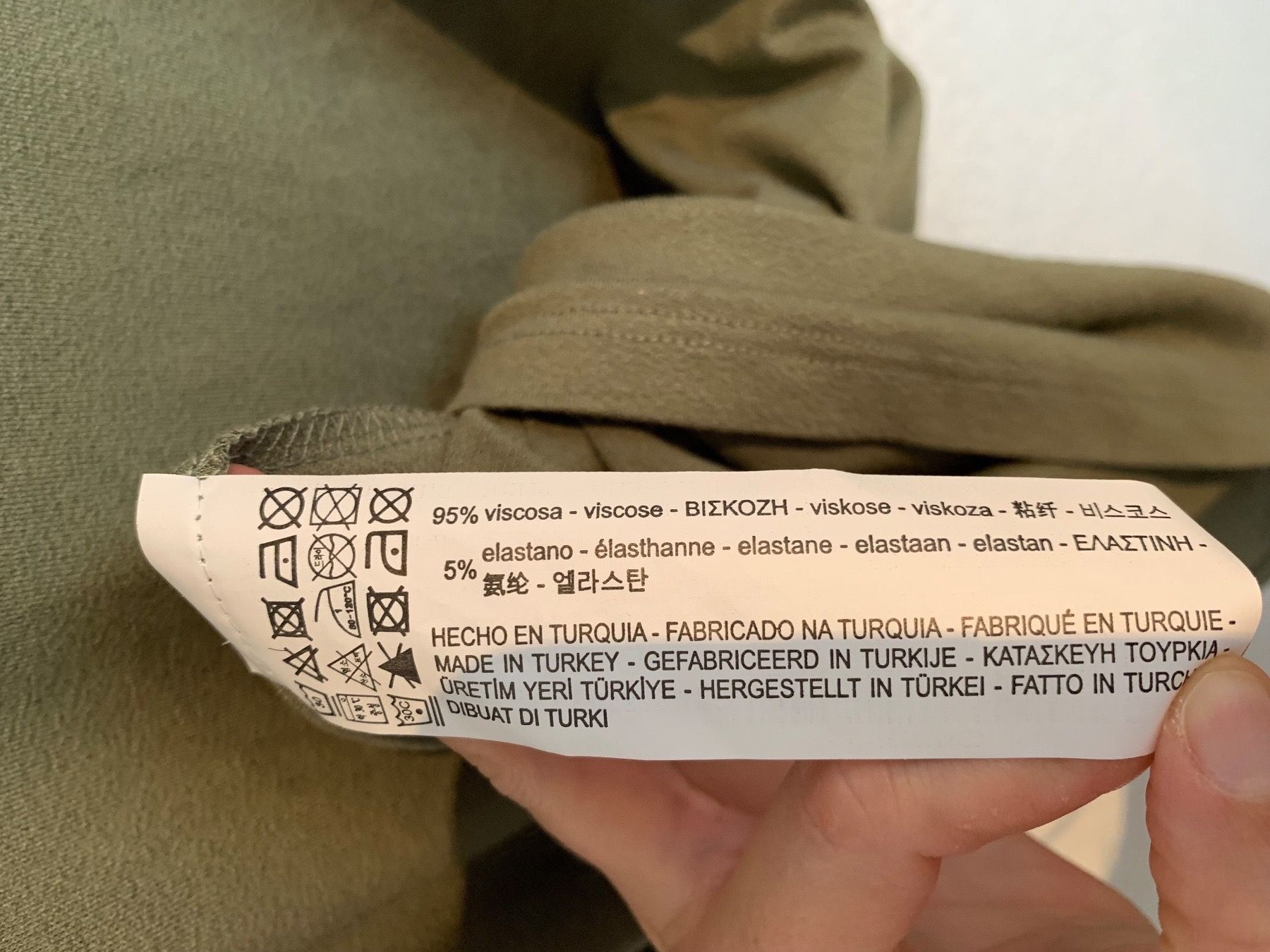 Vestiti: Pull & Bear Kleid olive olivgrün Gr. S – Usato da Fislisbach venduto da KolibriSecondhand 6