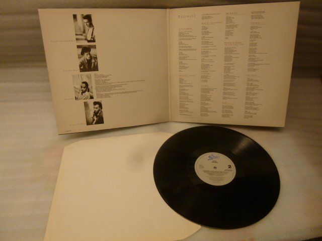 Dischi in vinile: Sade – Promise - 1985 Vinyl – Usato da Pambio Noranco venduto da TREBORLOP 1