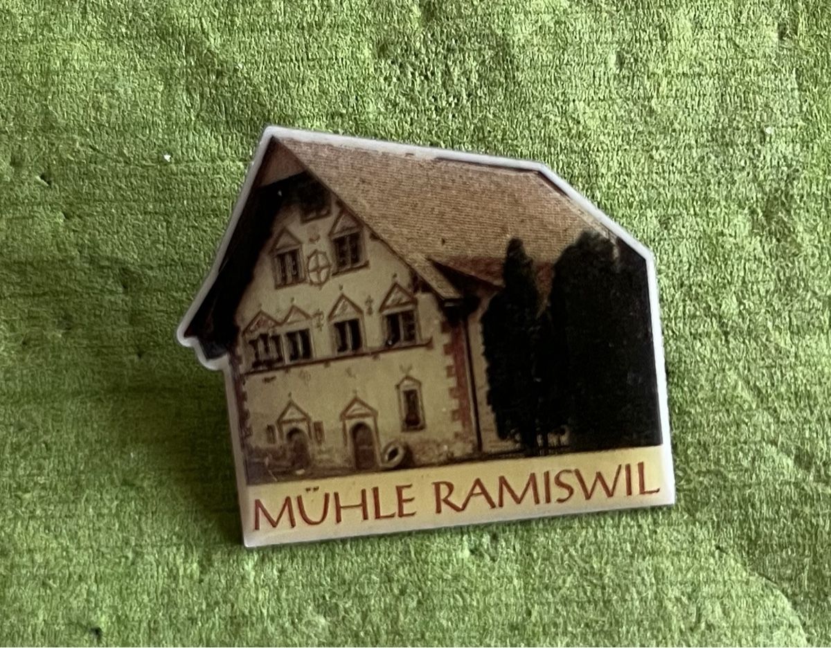 Plaketten & Abzeichen: Mühle Ramiswil Pin – Gebraucht aus Itingen von Bebbi6569