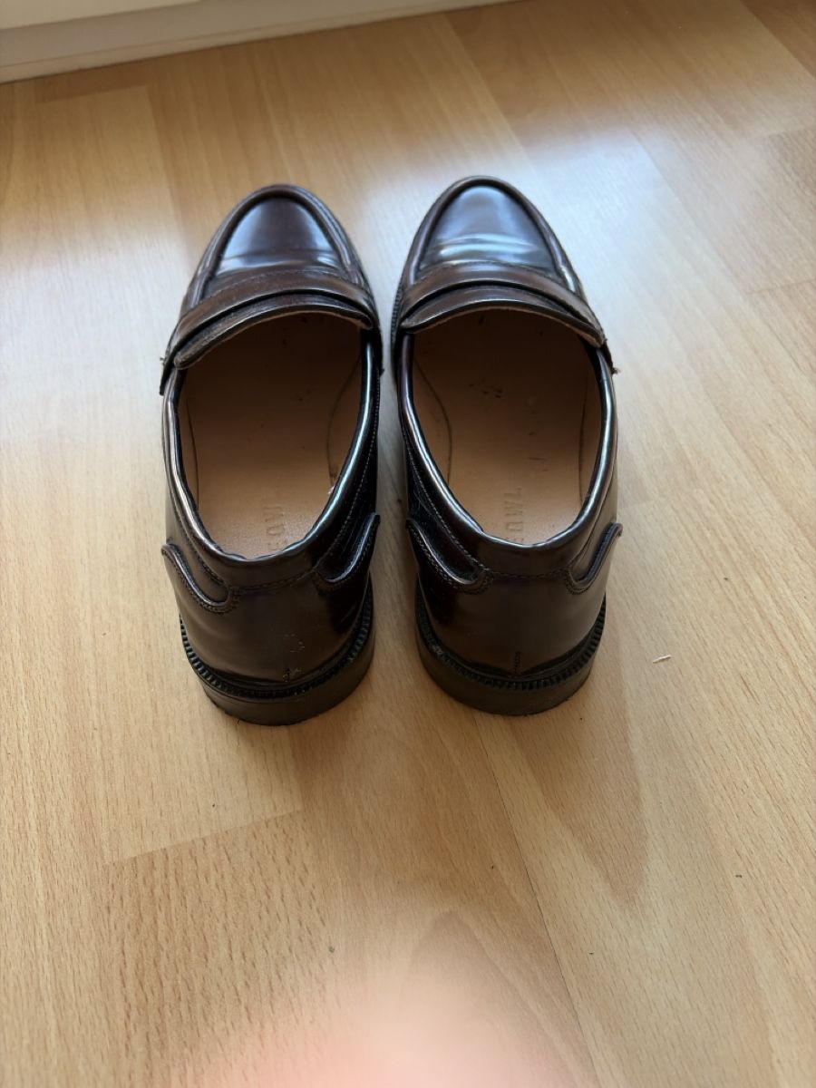 Chaussures femmes: Burgundy loafer  – D'occasion à St. Gallen par nur_zkc8 1