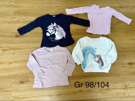 Mädchen Kleidung Set Gr 98/104  16Teile guter Zustand