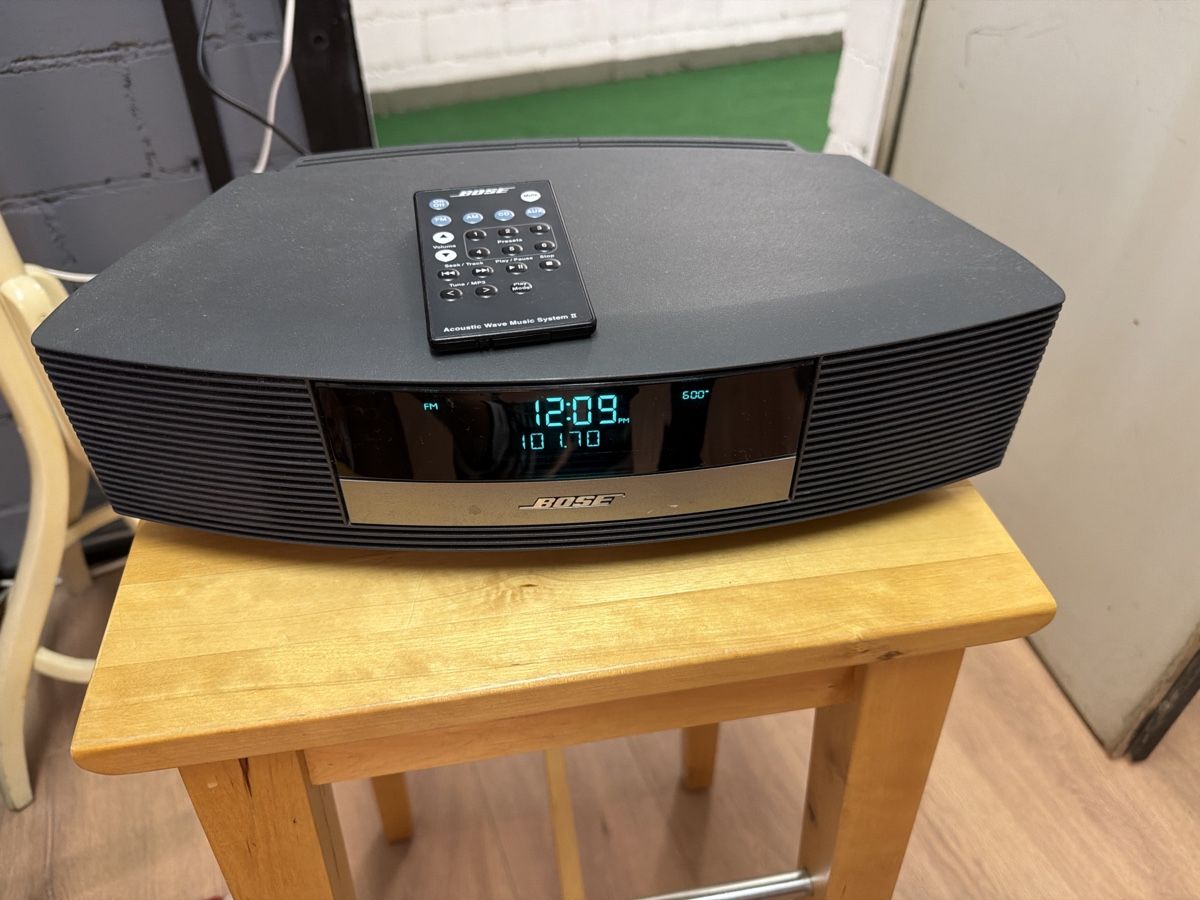 Bose Radio: Bose Acoustic Wave Music System II – Usato da basel venduto da Swiss._.1978