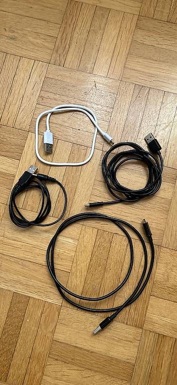 Kabel: diverse Kabel – Gebraucht aus Vaduz von alina_hasler