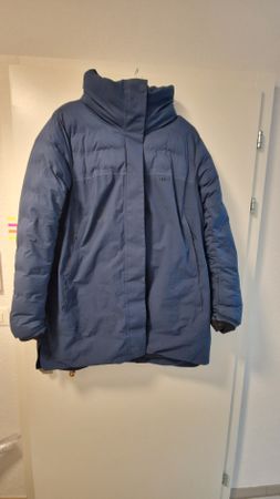 Damen Winterjacke Decathlon XL sehr gross geschnitten