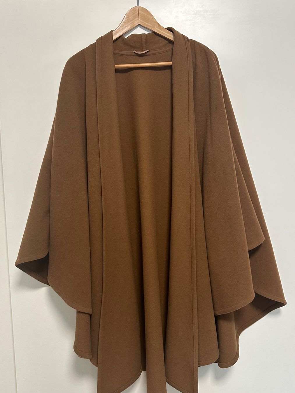 Bally Altro in Moda donna: BALLY Poncho Gr 38 – Usato da Basel venduto da iulia_haul