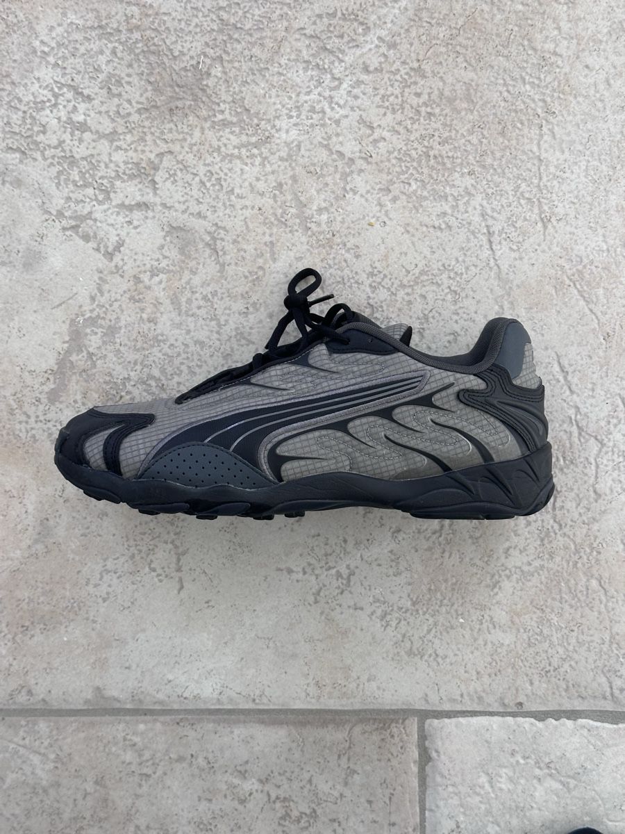 Puma Scarpe da uomo: Puma - sneakers INHALE ESSENTIALS - shadow grey/black – Nuovo (secondo la descrizione) da La Chaux-de-Fonds venduto da dic_9z58 4