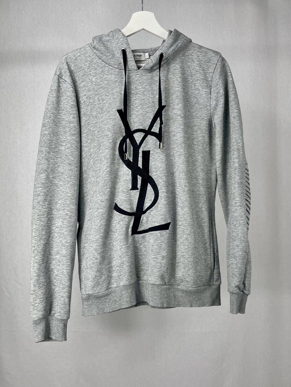 Saint Laurent Maglioni & Felpe: Hoodie - Yves Saint Laurent – Nuovo (secondo la descrizione) da Romanshorn venduto da MAFLOMAS