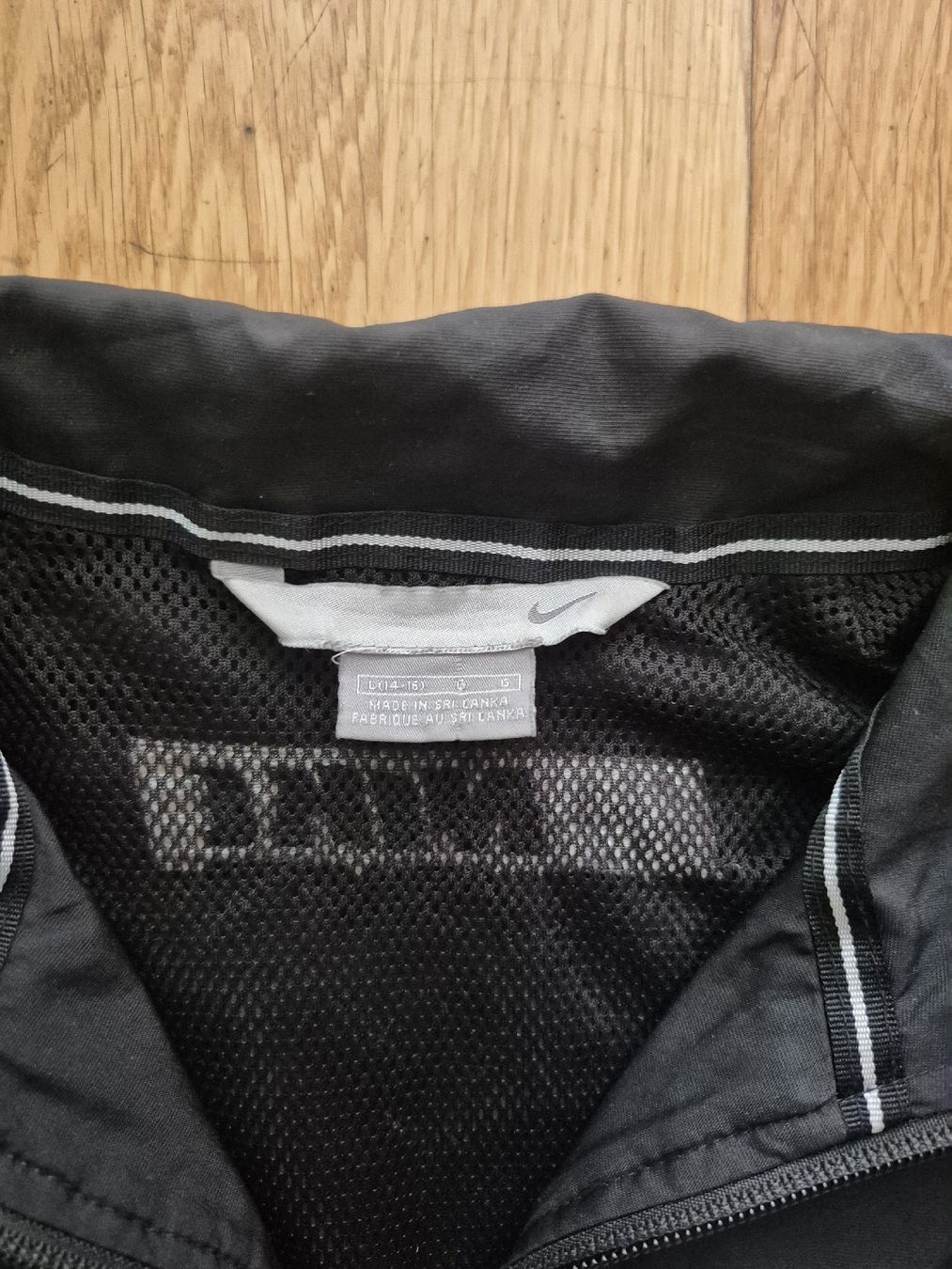 Nike Jacken: Veste Nike vintage 2000s  – Gebraucht aus Nidau von bab_nv6r 2