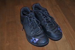 Yonex Aerus Badminton Hallen-Schuhe Gr 40.5 - Top Zustand
