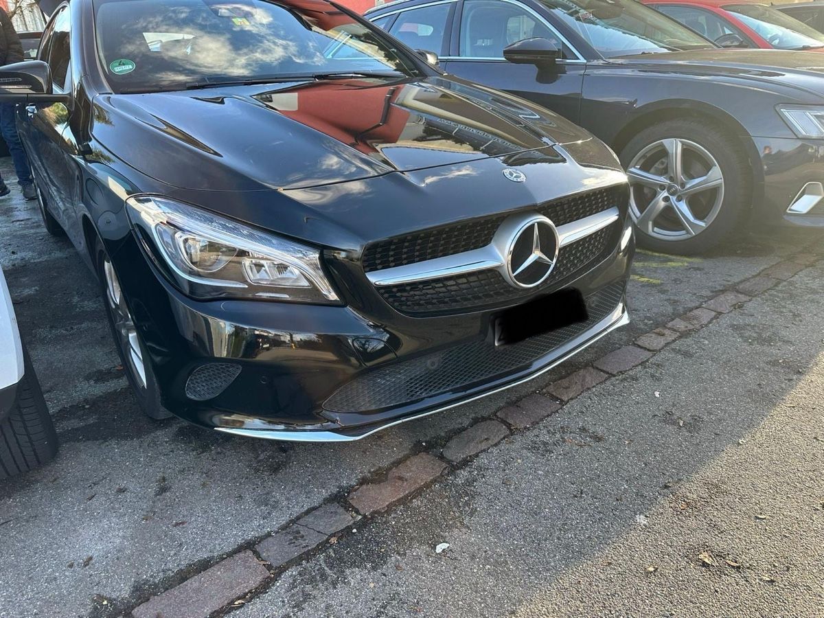 Autos: Mercedes-Benz CLA 220d – D'occasion à Winterthur par RN-789 4
