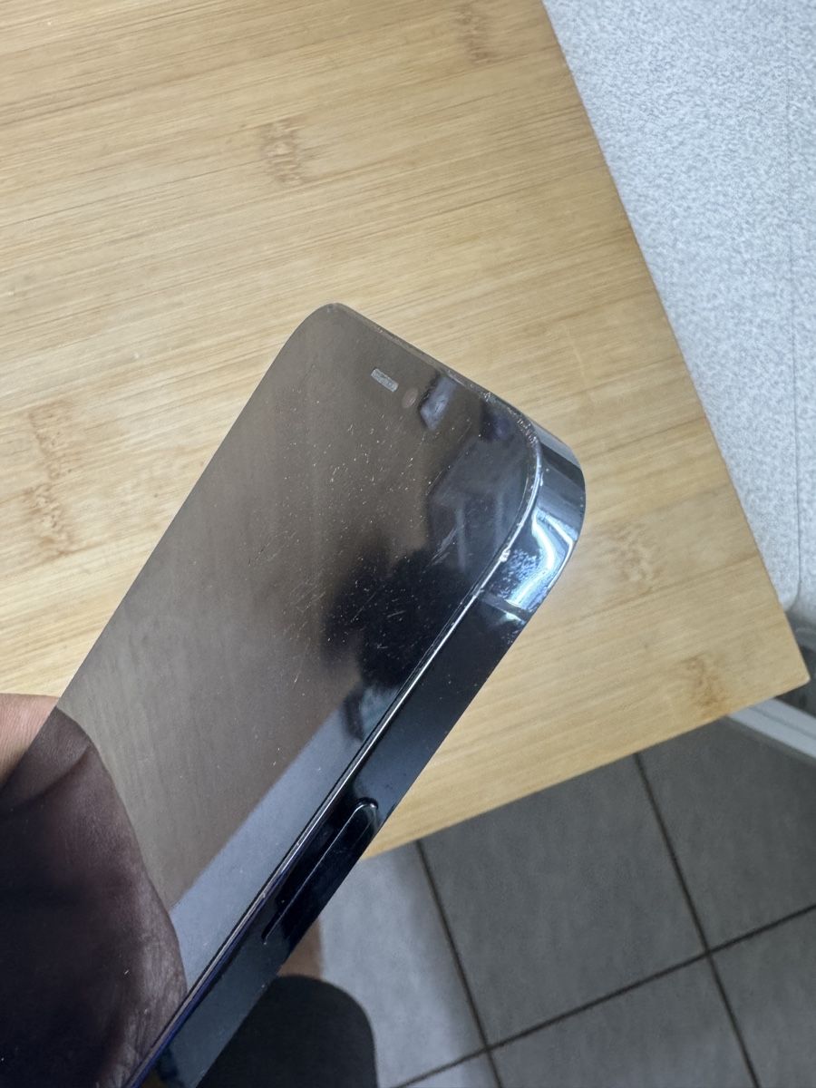 Apple Portables: iPhone 12 Pro – D'occasion à Hittnau par Bgobeli 3