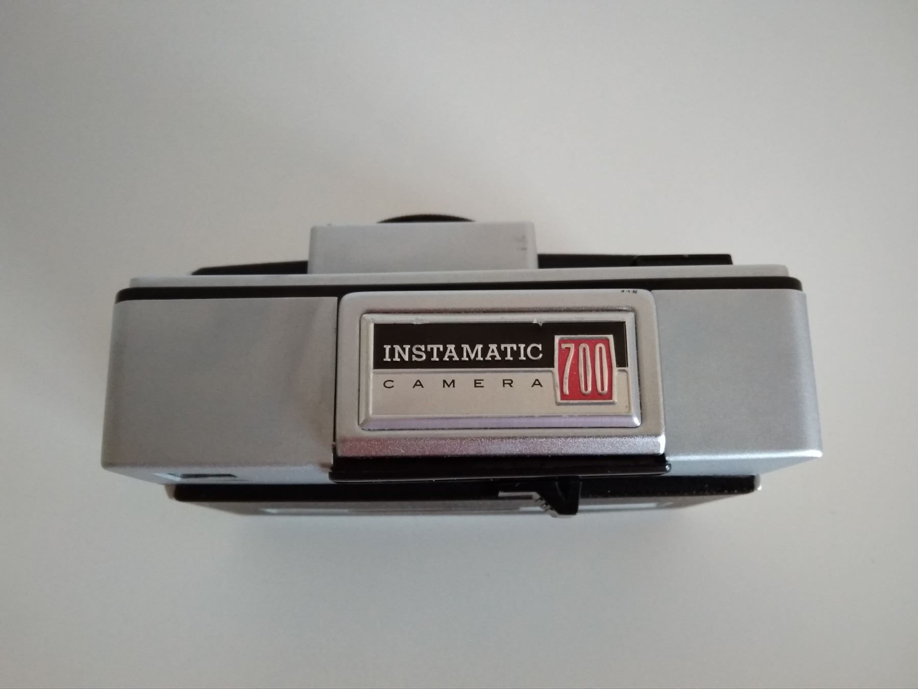 Kodak Fotocamera: Vintage Kodak Instamatic 700 mit Tasche – Usato da Dietikon venduto da Branquinha1981 4