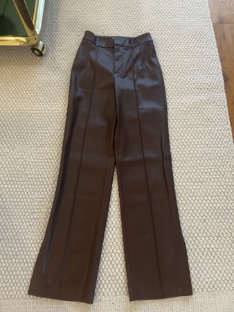 Kunst Lederhose Mango