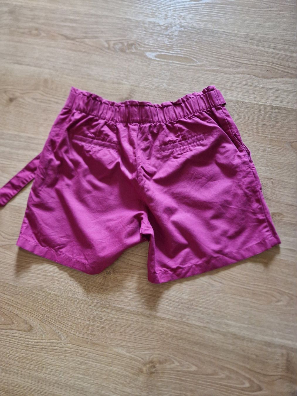 Pantaloni: Elegante kurze Hosen von ESPRIT – Usato da Spiez venduto da Nenebueb 1