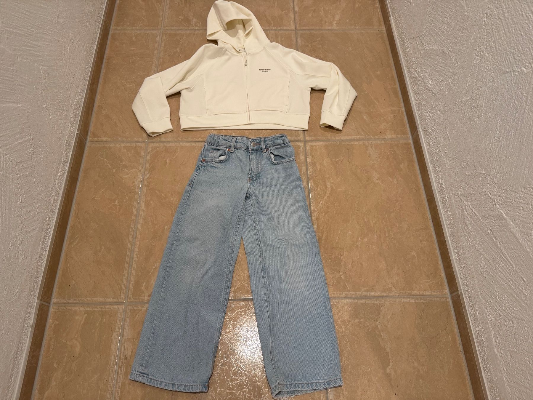 Kleiderpakete & -sets: Zara cooles Shirt, 7J 122 – Gebraucht aus Klingnau von Markus14