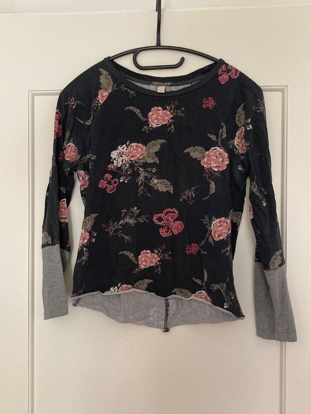 Esprit Pullover & Sweatshirts: Pulli – Gebraucht aus Bern von NAJAW85 1