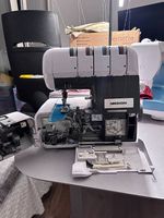Bernette Nähmaschine + Medion Overlock + Stoffe & Zubehör