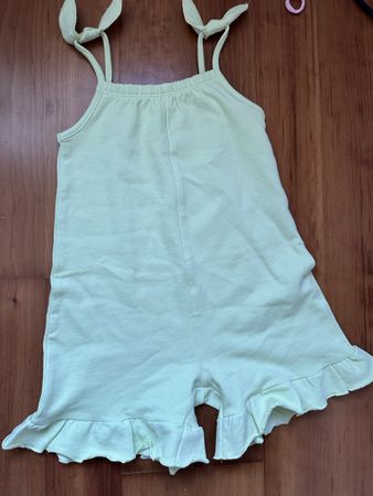 Jumpsuit Zara 116 grünlich