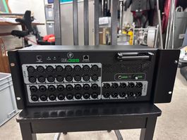 Mackie DL32S – 32-Kanal Digitalmixer