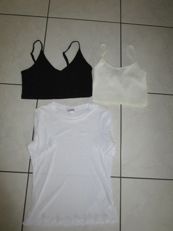 2 Crops 1 T-Shirt ca. Gr. S/XS