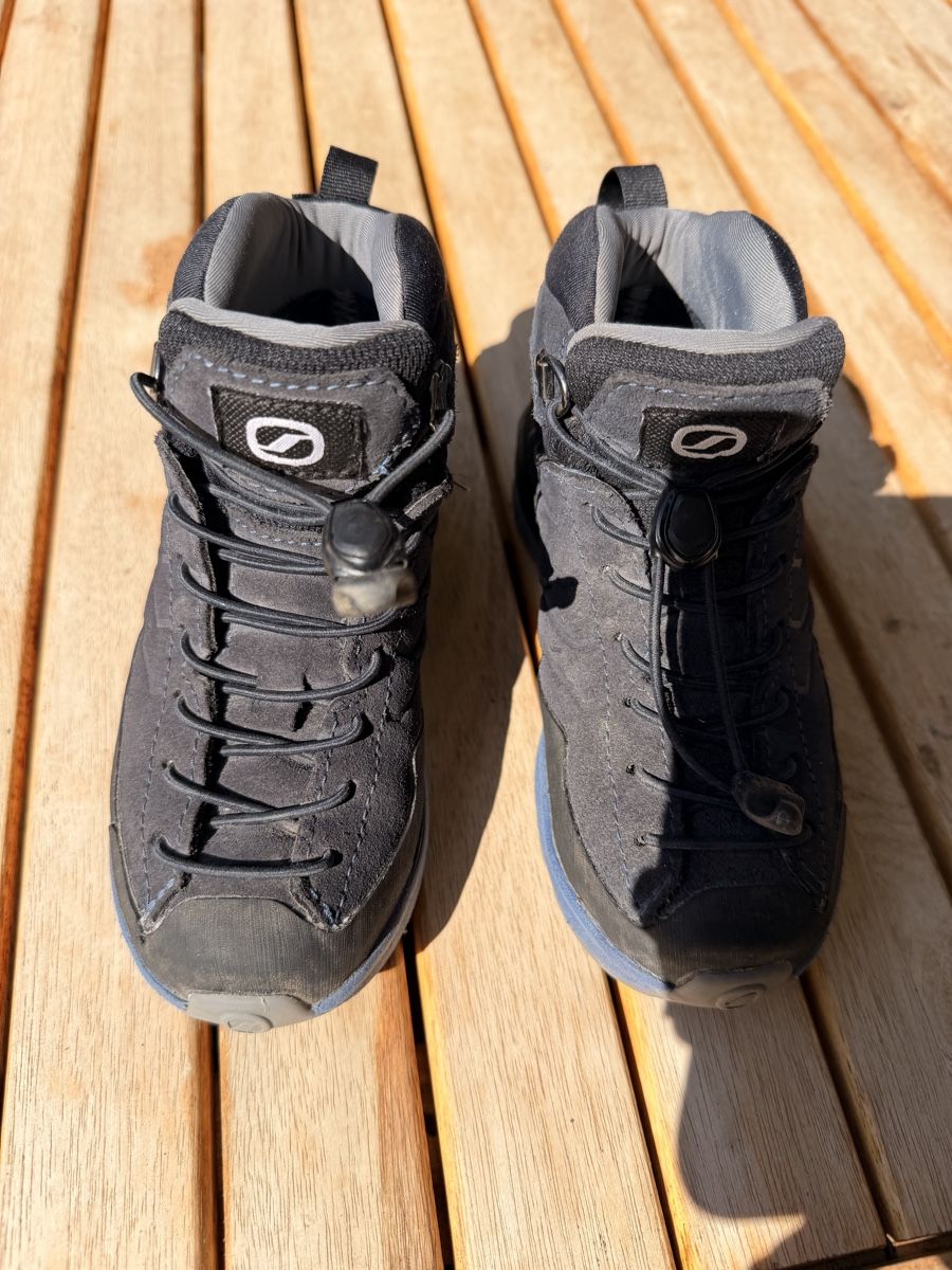 Scarpa Schuhe für Jungen: Scarpa Trekkingschuh – Gebraucht aus Rüschlikon von swissnici