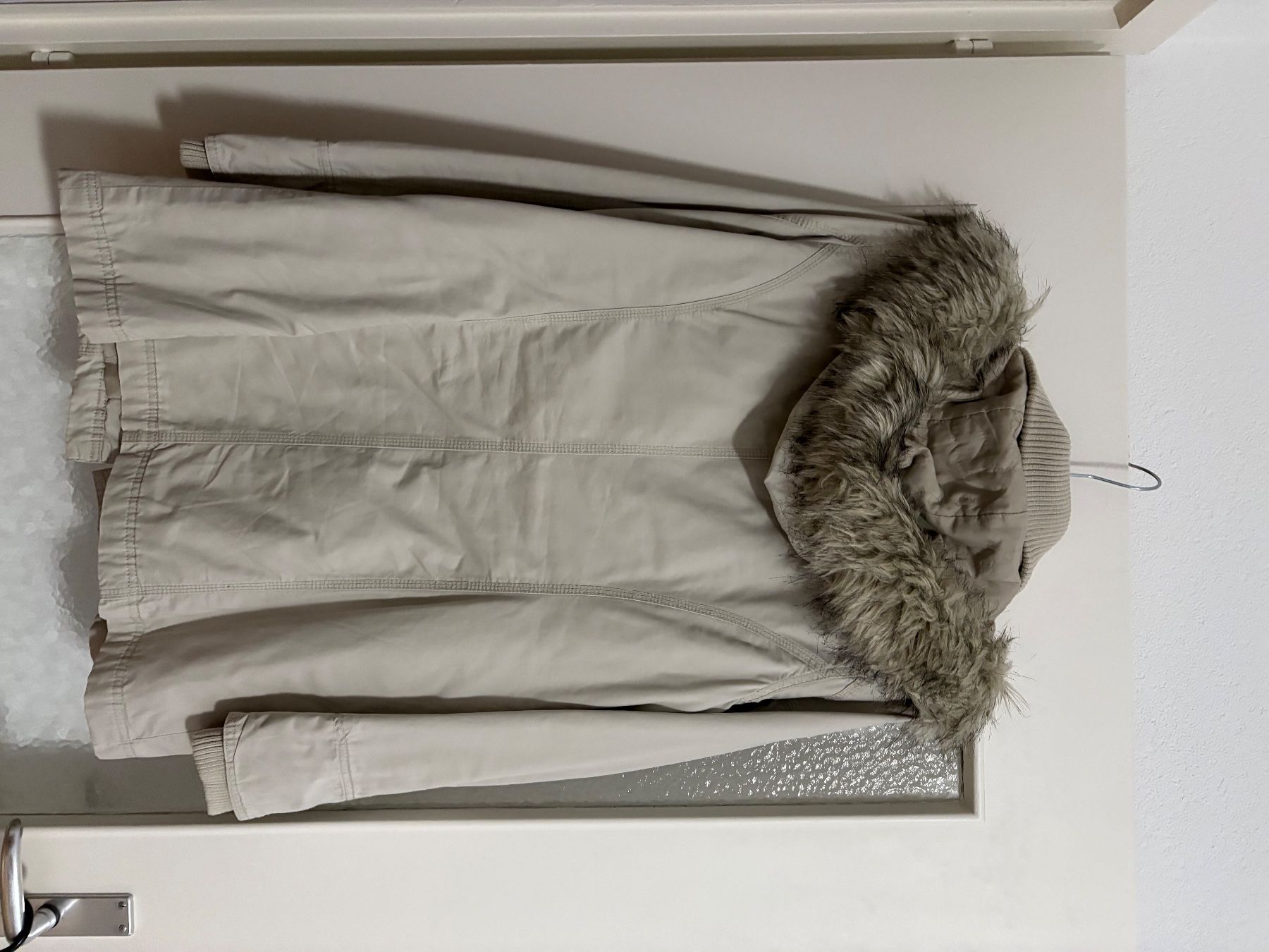 Giacche: Veste – Usato da St-Blaise venduto da Hiver-. 1