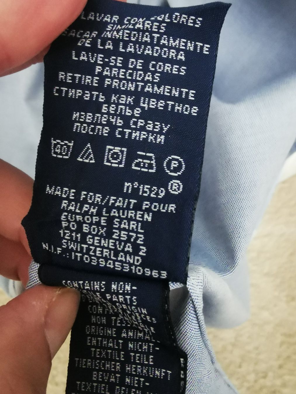 Ralph Lauren Blusen: Shirt hellblau Grösse S Ralph Lauren mit Logo – Gebraucht aus Niedergösgen von lil_s6k8 3