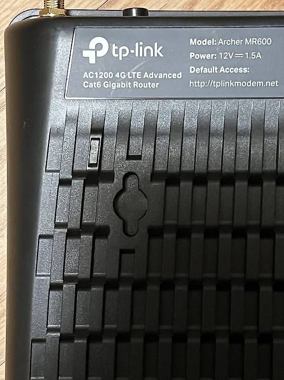 TP-Link Modem & Router: TP-Link Archer MR600 Routeur Gigabit 4G+ – Usato da Courtételle venduto da Lowflo 1