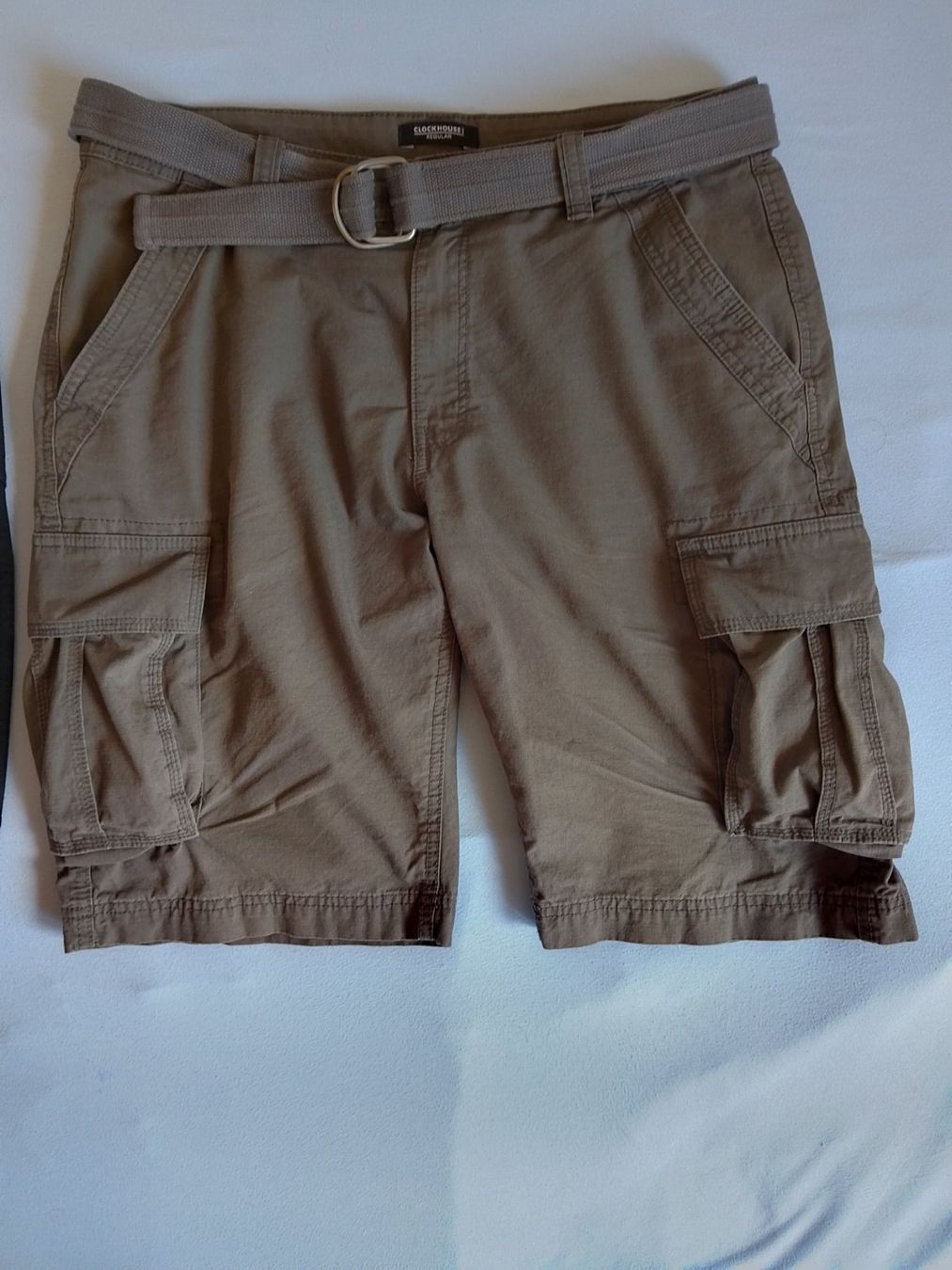 Hosen: Herren Cargo Shorts, Gr. M – Gebraucht aus Eglisau von sch_m6rw