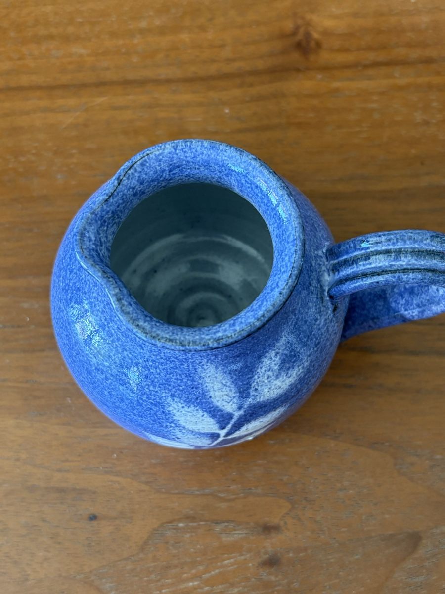 Caraffe: Kännchen Keramik blau Handarbeit Englisch Brighton – Usato da Suhr venduto da an-na. 1