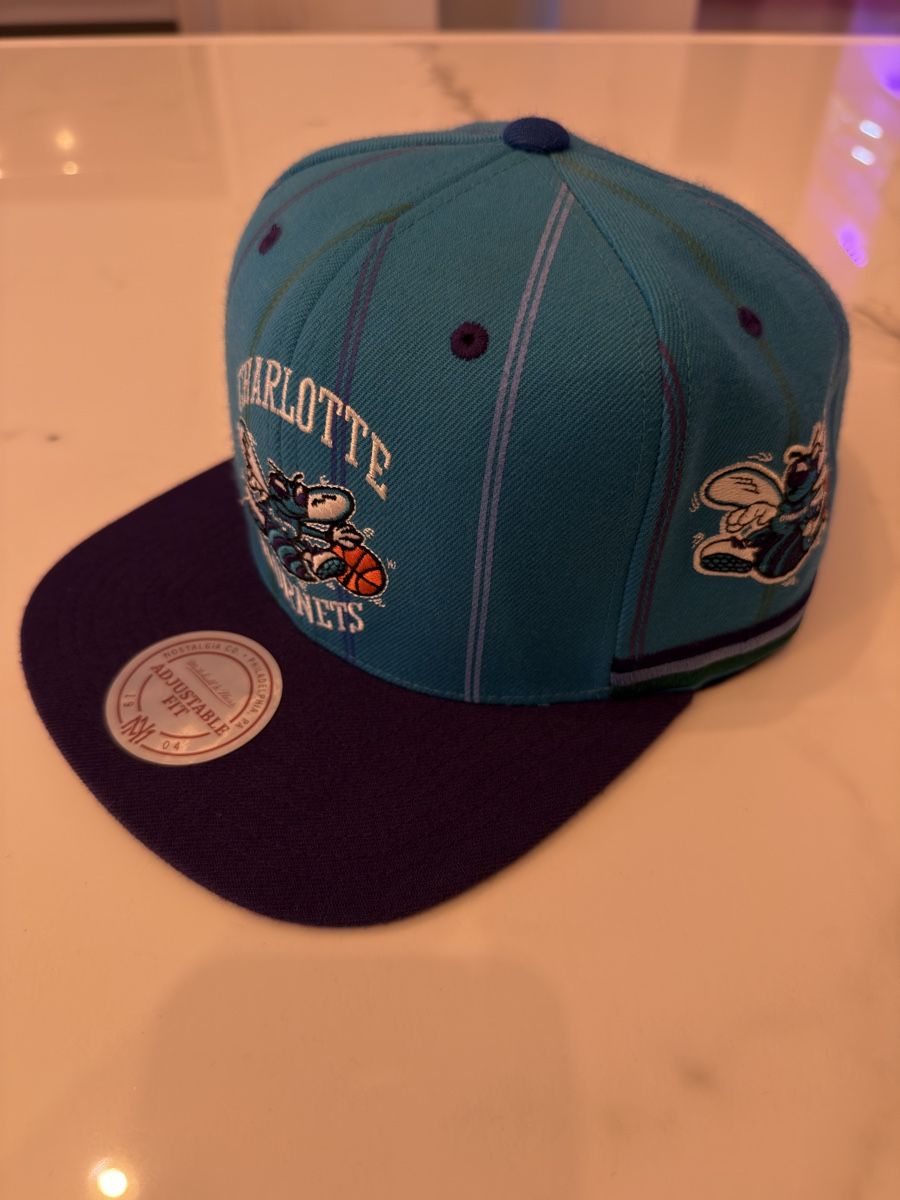 Mitchell & Ness Hüte, Mützen & Caps: Snapback NBA Charlotte Hornets - Mitchell & Ness – Neu und originalverpackt aus Eschenbach LU von sirjethro 2