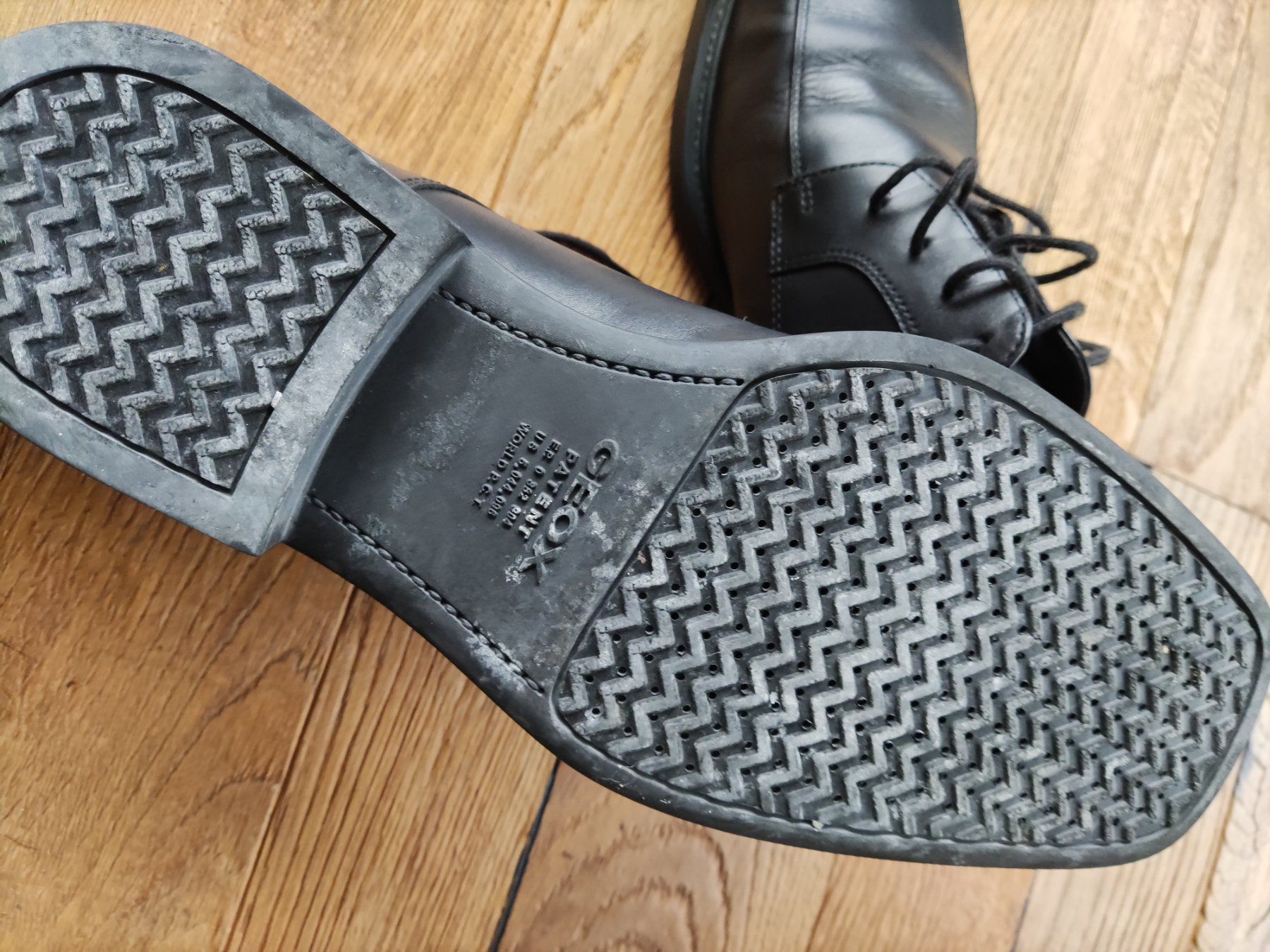 Geox Herrenschuhe: Schicker Geox-Herren-Lederschuh, gr. 41.5 – Gebraucht aus Arboldswil von Ve1774 2