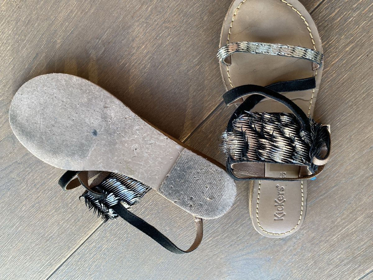 Kickers Chaussures femmes: Sandales Kickers 37 – D'occasion à Develier par lili_1 1