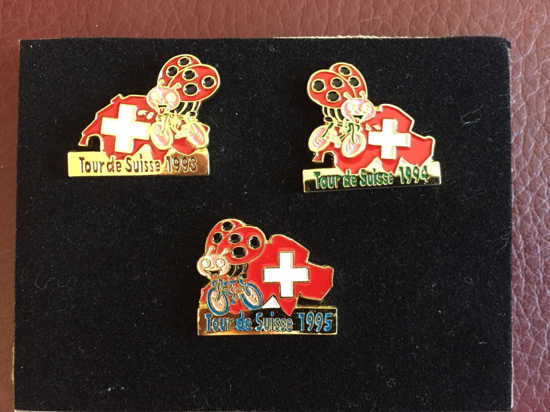 Spille & Fermagli: Blick Pin Tour de Suisse – Usato da Zürich venduto da Capreola