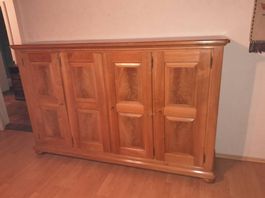 Schrank, Kommode, Massivholz Nussbaum, TV Möbel