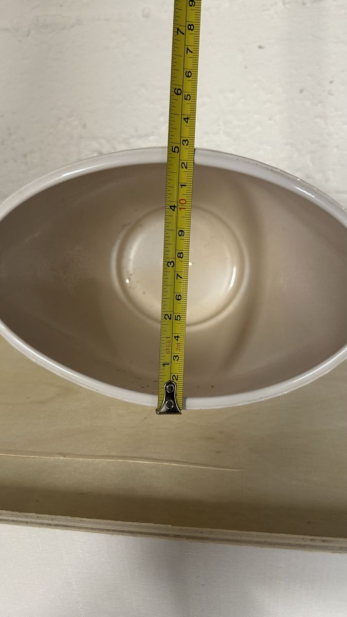 Blumentöpfe: Übertopf/Blumentopf weiss strukturiert (oval) – Gebraucht aus Oberengstringen von Derysh 3