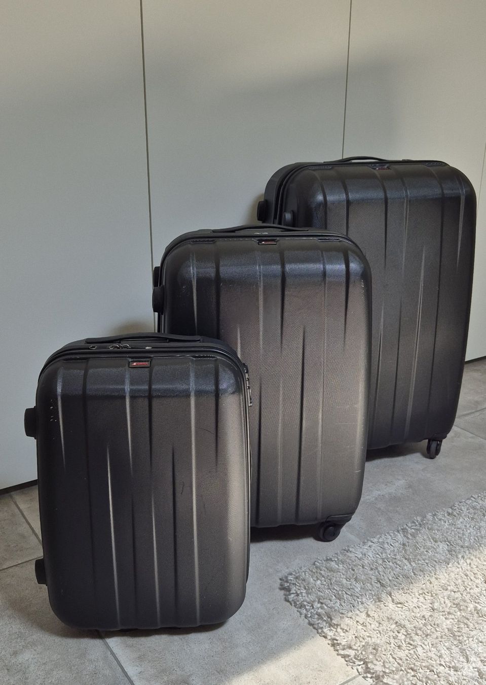 Valises de voyage: 3er Set Koffer SWISS – D'occasion à Reinach AG par Ugrendi