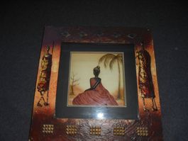 Afrikanisches Bild, Frau in Tracht, Reliefbild, Wandrelief