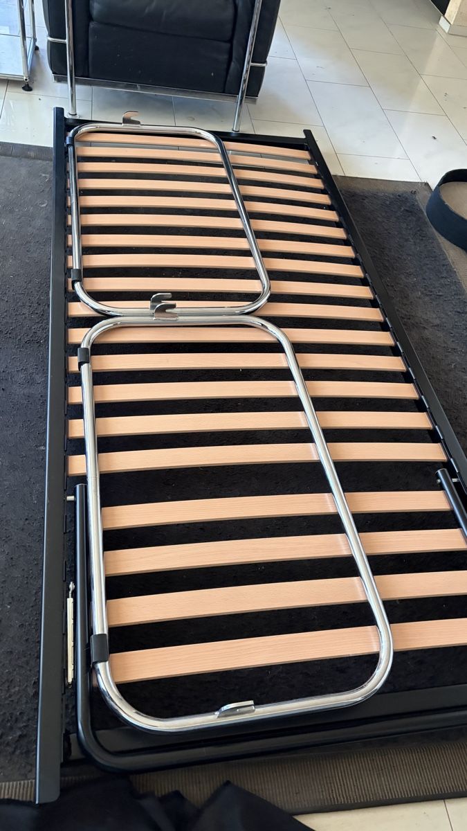 Letti: Embru Roth 455 90cm Bett – Usato da Unterägeri venduto da Maniacpat1 6