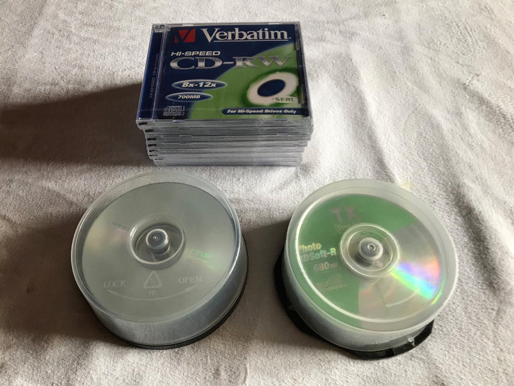 CD & DVD vergini: 45 CD vierges de différents marques – Usato da Ste-Croix venduto da mjmg